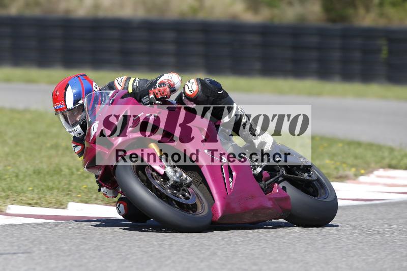 /Archiv-2025/48 25.08.2025 Cornu Master School ADR/rot-rouge/0